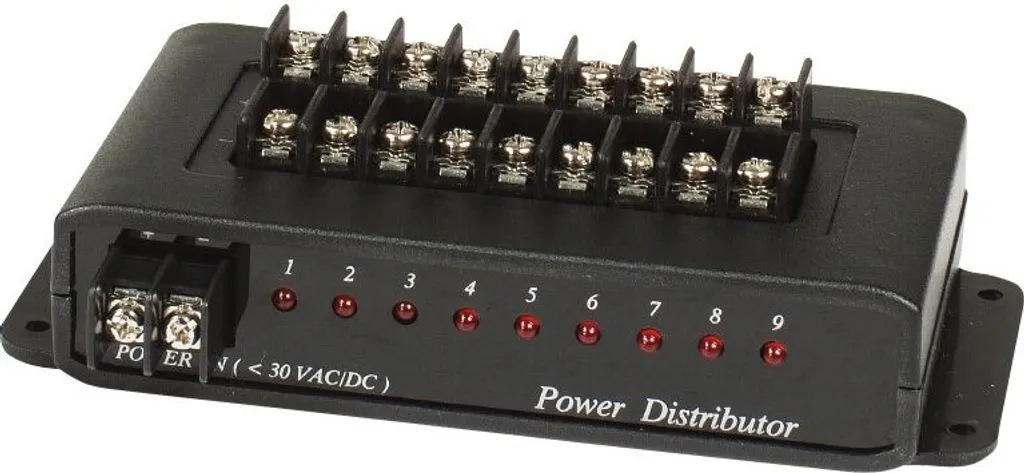 Panneau de Distribution 9 Prises avec Protection Fusible et Alerte LED