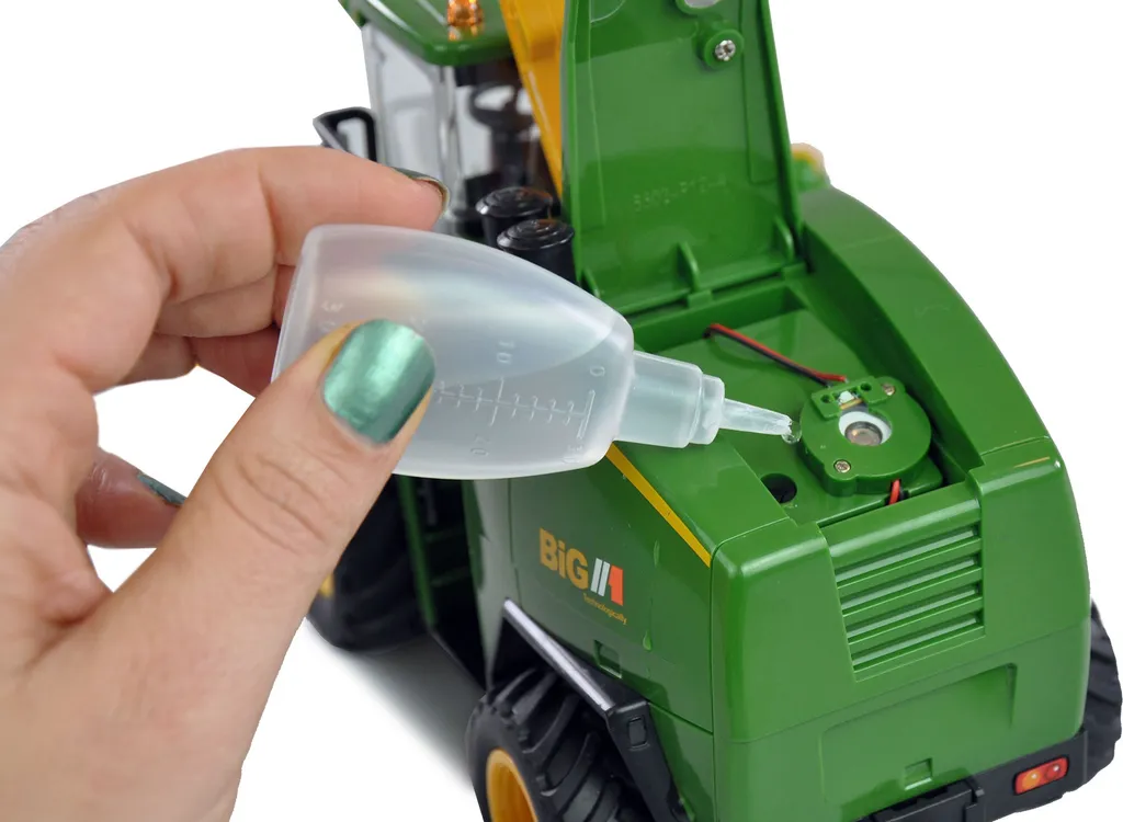 Jouet Agricole Ensileuse Télécommandée pour Jouer à la Moisson 1:24 - 8