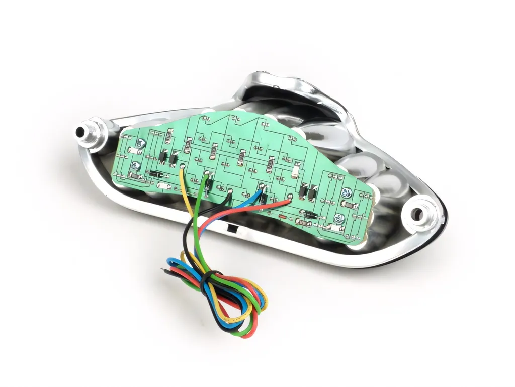 Rénover l'éclairage de votre Gilera Runner : Feu arrière LED BGM Noir - 4
