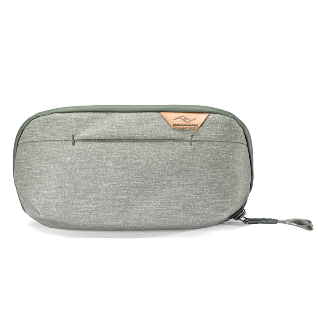Wash Pouch v2 Small Peak Design Sage pour optimiser votre sac de voyage