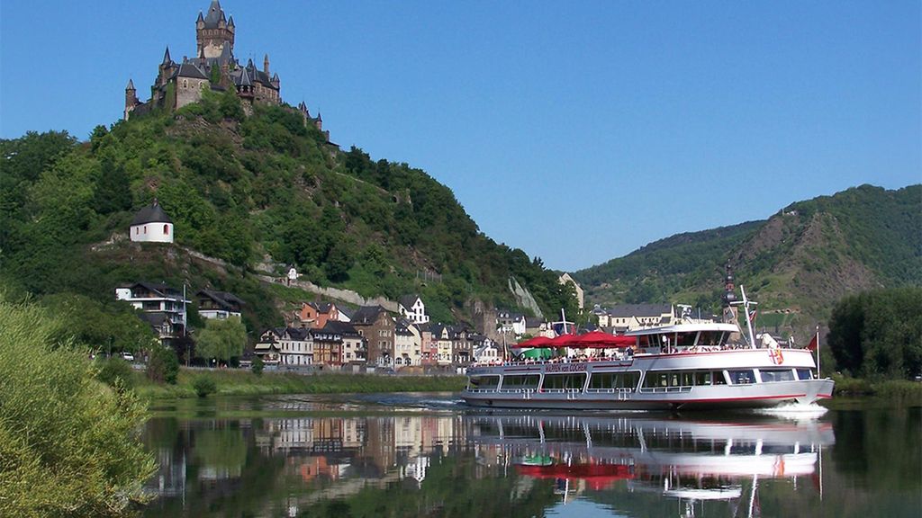 Jochen Schweizer Schifffahrt mit Weinprobe und Burgführung Cochem; Erlebnis verschenken oder selbst erleben; Gutschein gültig für 1 Person Grup...