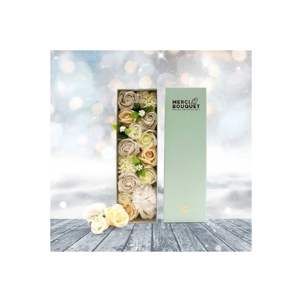 Coffret de fleurs de savon rectangulaire blanc 28cm décor d'intérieur - 2