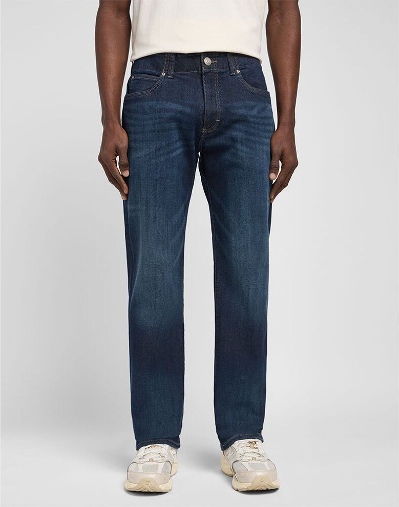 Lee Extreme Motion Straight Jeans Blau 44 / 34 Mann Blau 44