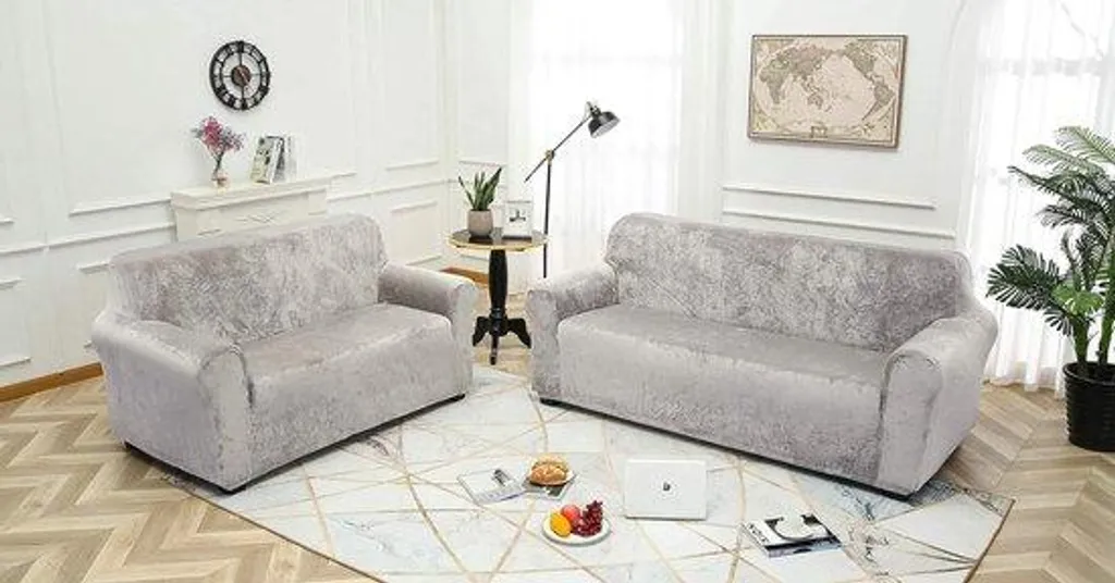 Protection de meuble antidérapante et imperméable en tissu gris clair 1 place