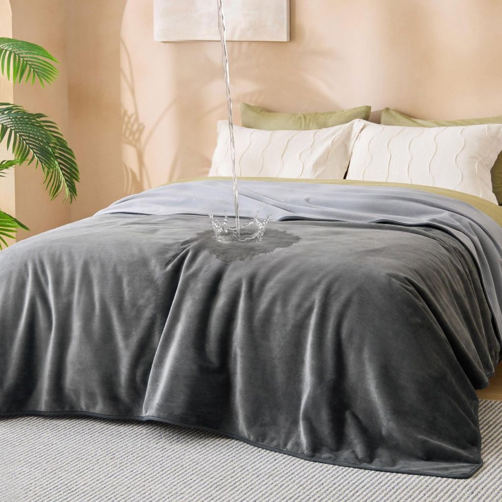 Couverture imperméable pour chien, dimensions 218x274 cm, Image du produit 