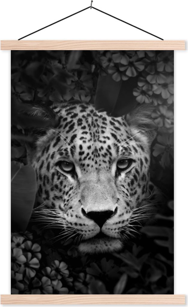 MuchoWow Textilposter Panther zwischen Blumen im Dschungel - schwarz und weiß 40x60 cm mit holzfarbenen Rahmen - Poster