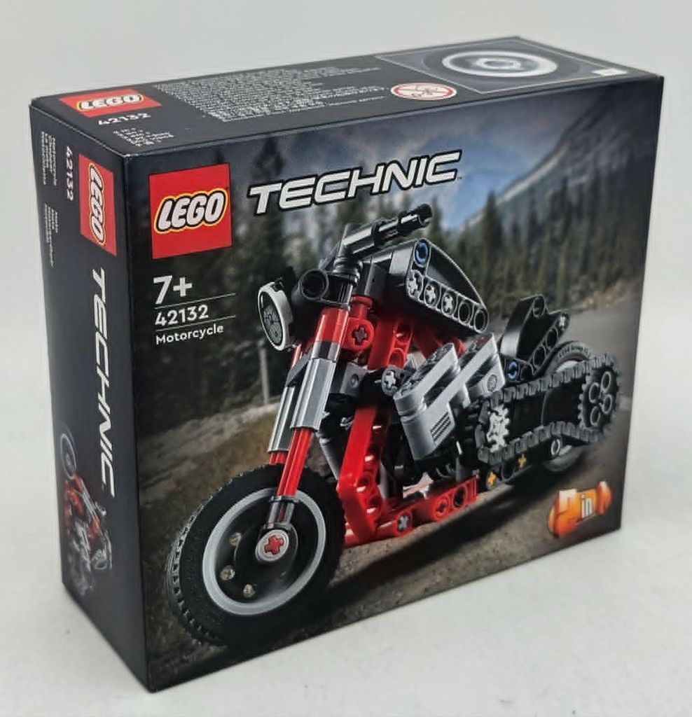 LEGO 42132 Technic Chopper Abenteuer-Bike, 2-in-1 Bausatz, Produktbild 