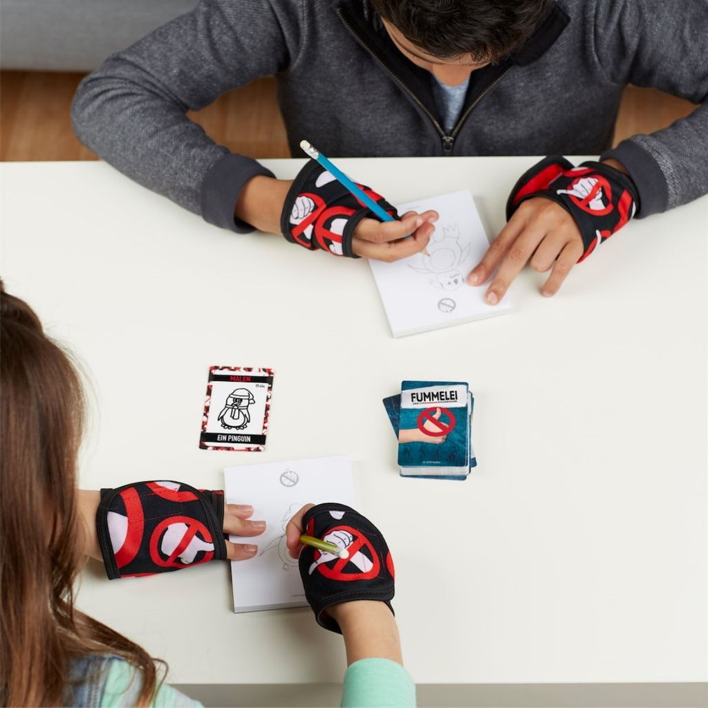 HASBRO Gesellschaftsspiel Fummelei Produktbild 5
