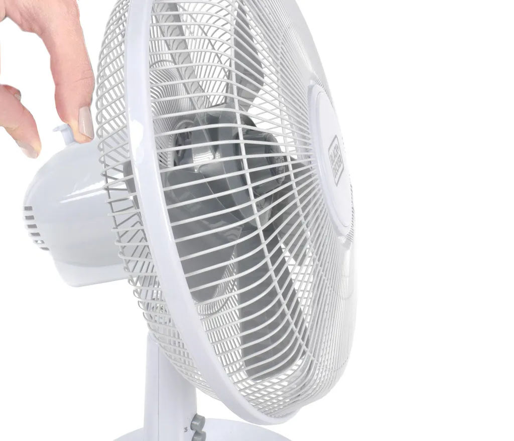 Ventilateur de Bureau Performant BXEFD40E Black & Decker Blanc 40W - 15