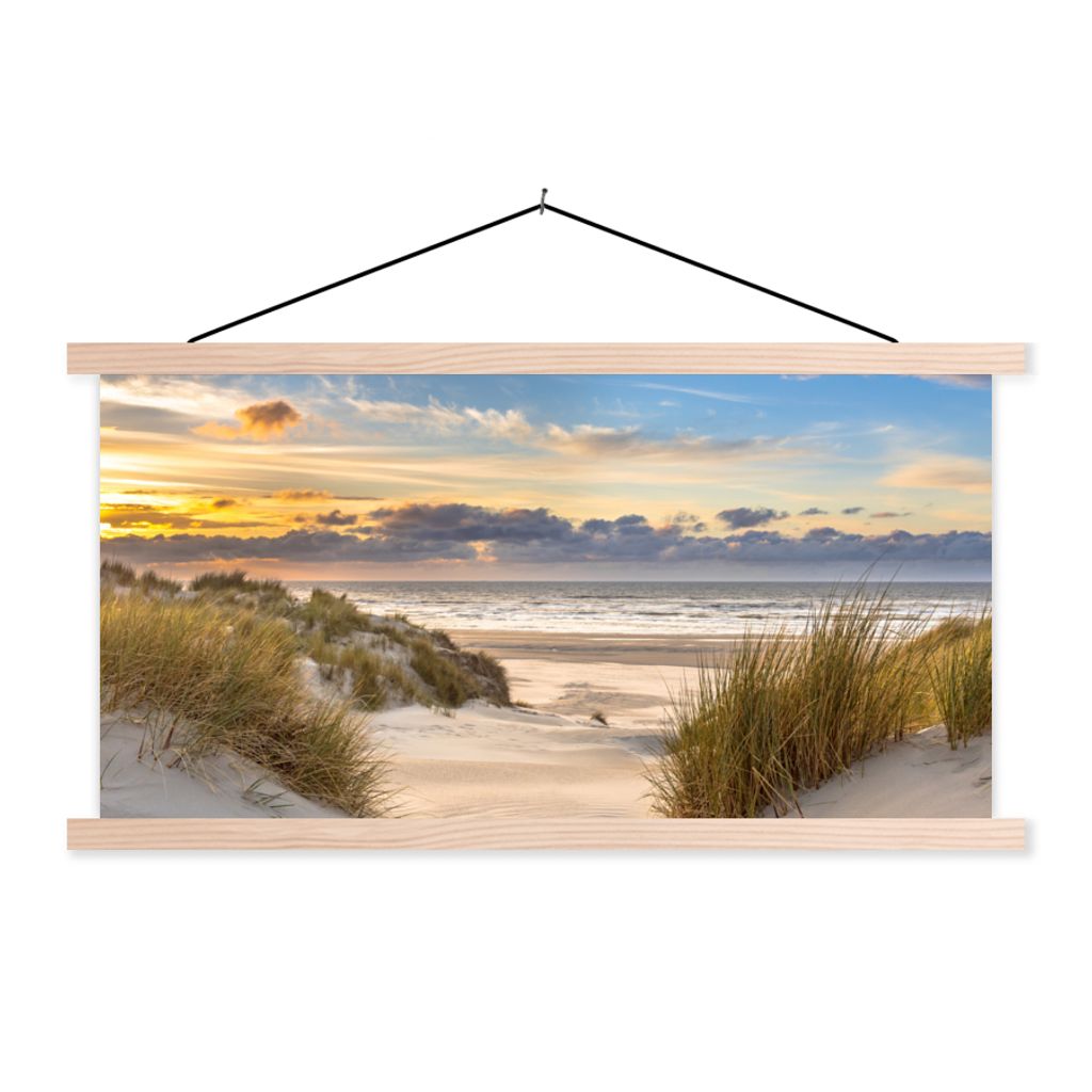 MuchoWow Textilposter Strand - Düne - Gras - Sonnenuntergang - Meer 120x60 cm mit holzfarbenen Rahmen - Klemmleiste