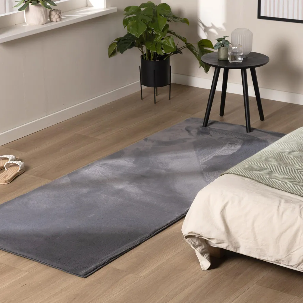 Volero Tapis de Couloir Anthracite 80x300cm Cosy à Poils Courts et Doux