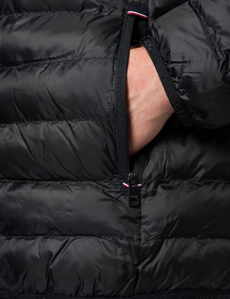 Tommy Hilfiger Core Packable Circular Jacket Black - Large Zdjęcie produktu 5