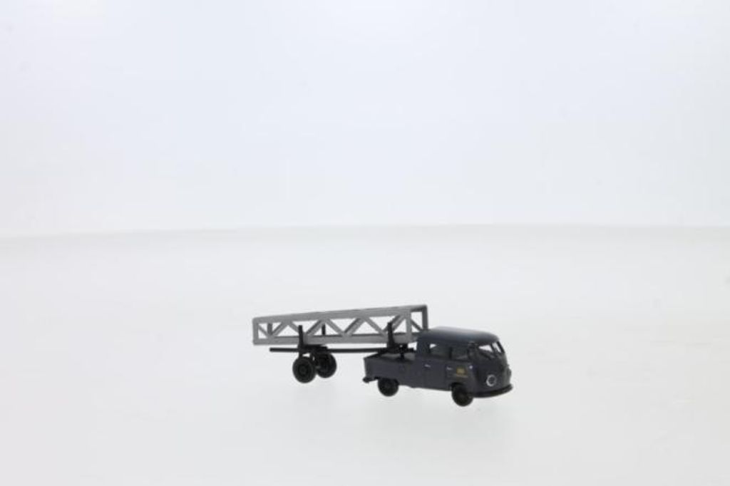 Brekina VW T1b DoKa mit Nachläufer DB mit Signalmast 32832
