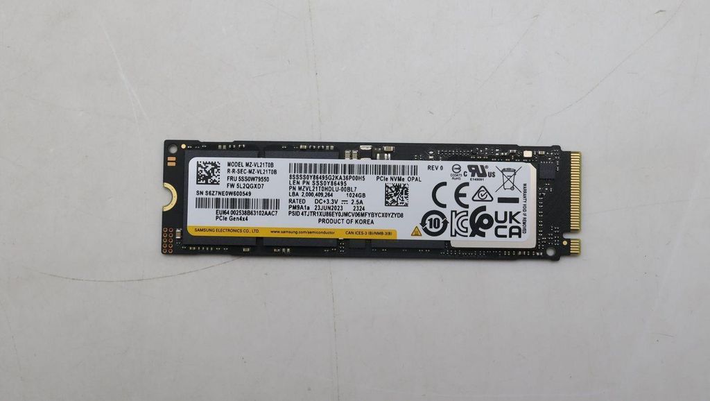 Lenovo SSD M.2 2280 PCIe 4x4 NVMe OPAL Produktbild 