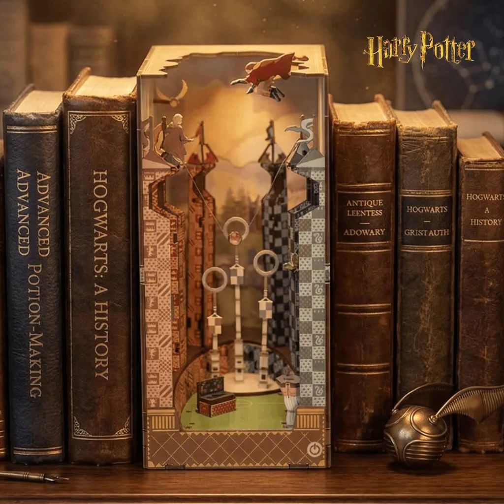 Revell Tiny Adventures - Harry Potter Quidditchveld | Productafbeelding 