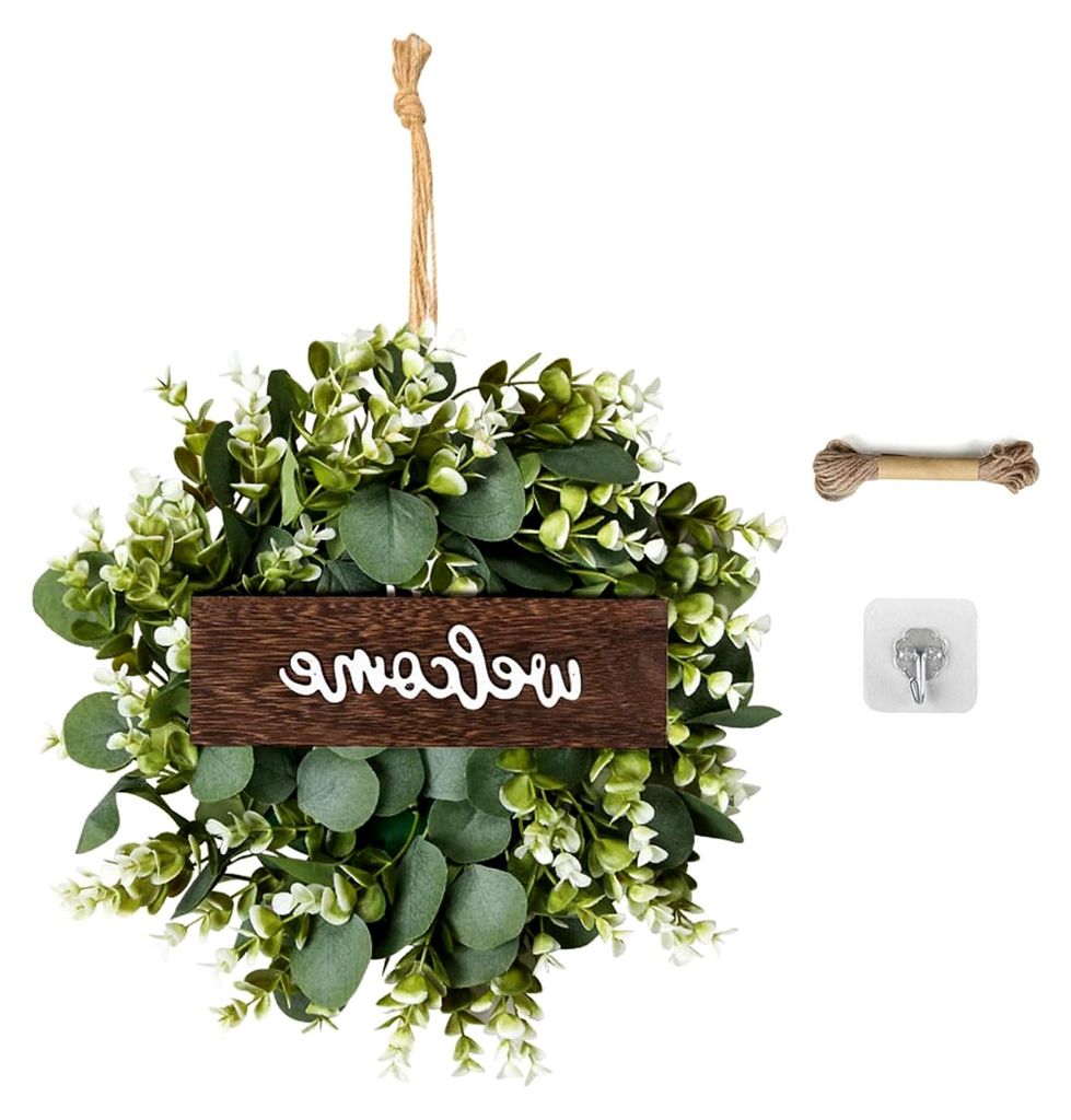 Türkranz in Holzoptik, 35 cm – Dekorationskranz aus Kunststoff, Schmuck für Türen und Wände, Weiß und Grün