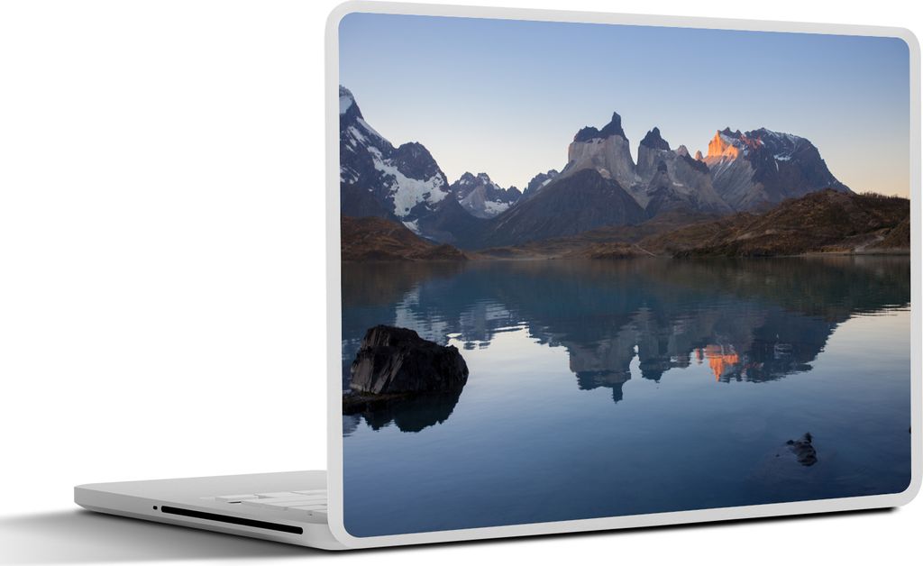 MuchoWow Laptop Aufkleber Sticker Cover Mehr - Berge - Chile 40x30 cm - Laptop Dekoration - Selbstklebend