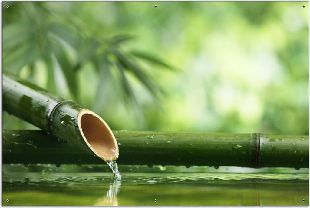 Wallario Outdoor-Poster für Garten oder Balkon, Motiv Bambusquelle Bambusrohr mit Wasser, in ca. 61 x 91,50 cm