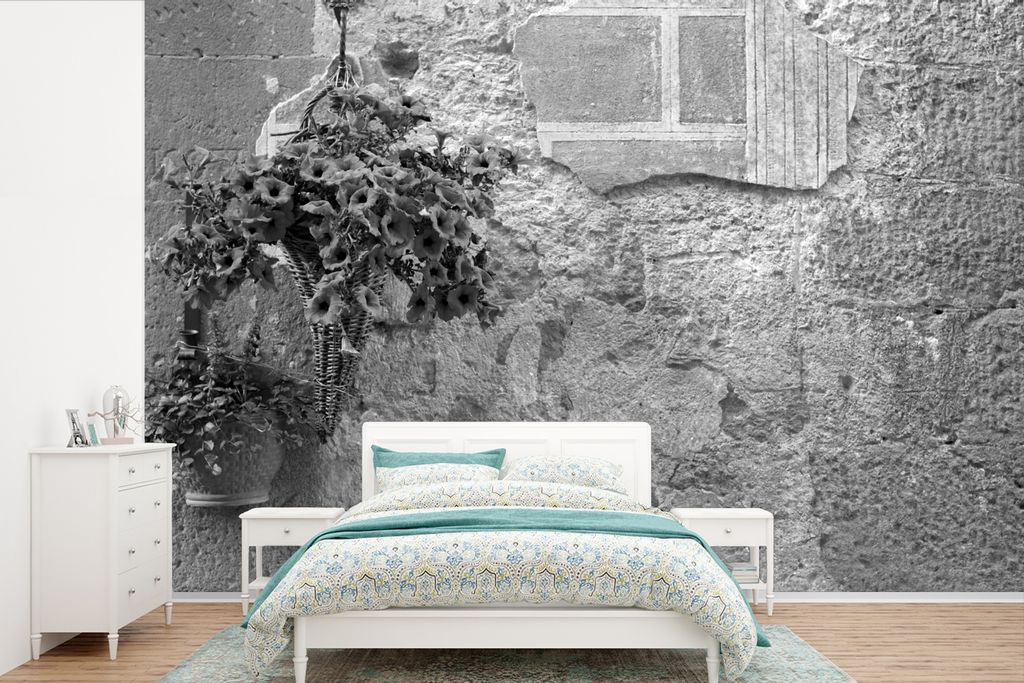 MuchoWow Fototapete für Wohnzimmer oder Schlafzimmer Wandtapete Vinyl Motivtapete Blumenschmuck mit Petunien - schwarz und weiß - 330x220 cm - ...