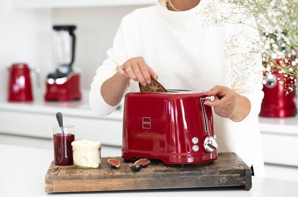 Novis Iconic Line Toaster T2 rot SET mit Brötchenwärmer