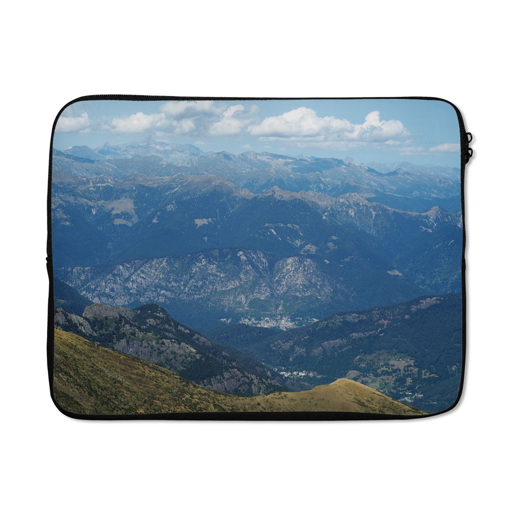 MuchoWow Laptop Hülle 17 Zoll Laptoptasche Luftaufnahme des Nationalparks Val Grande in Italien - Zipper - Schutzabdeckung