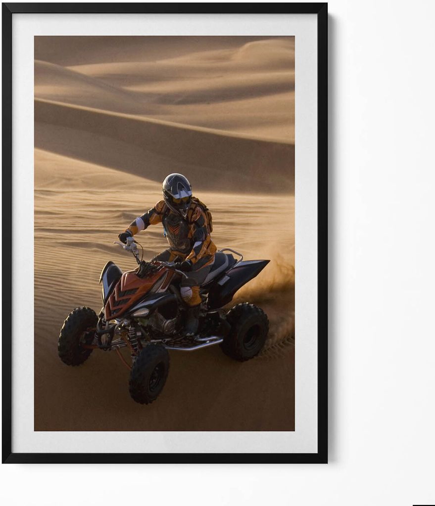 ATV-Fahrt in der Wüste– Wandbild mit Rahmen – Gerahmtes Bild – Wanddekoration – 70x100 cm – Schwarz Rahmen