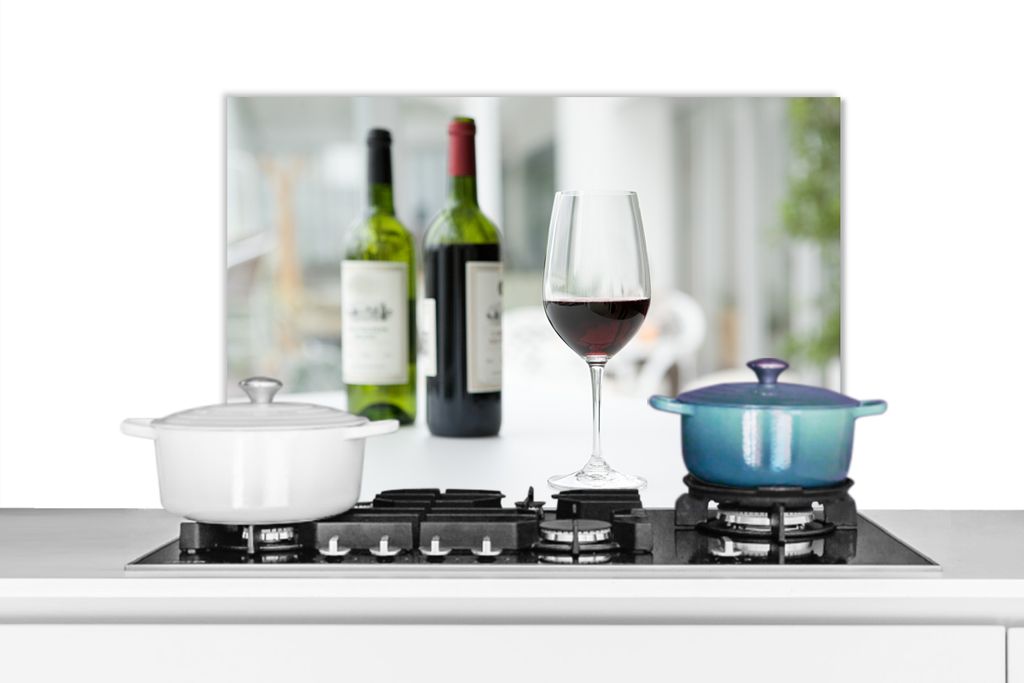KitchenYeah Spritzschutz Küche - Küchenrückwand - Wandschutz für Herd und Spüle - Zwei Flaschen Rotwein und ein Glas Rotwein 60x40 - Alu-Di...
