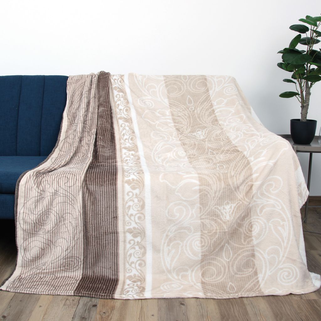 Kuscheldecke XXL (130x170cm) - Beige Ornament - Flauschdecke Microfaser-Decke - Jacquard, große weiche Wohn-Decke zum kuscheln Flanelldecke