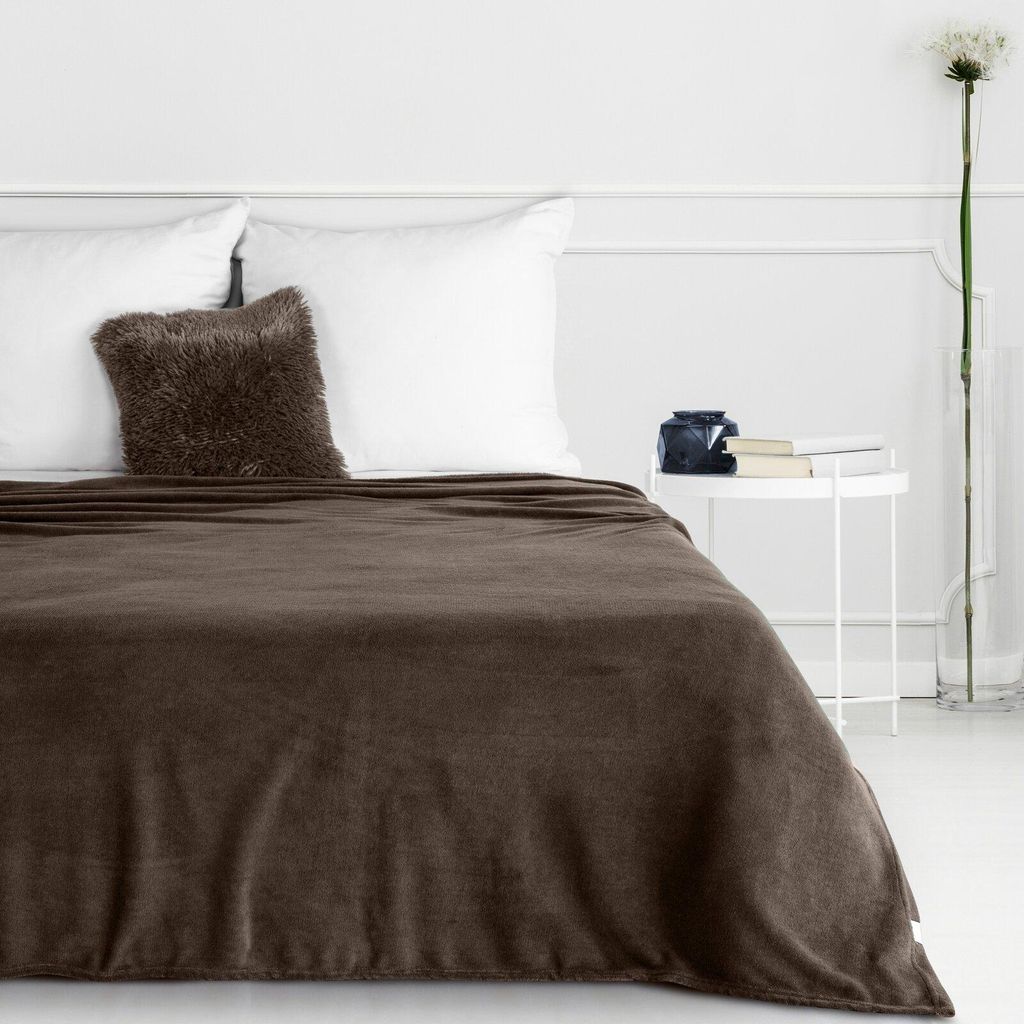 Weiche, klassische Decke SIMPLE1 braun 150x200 cm