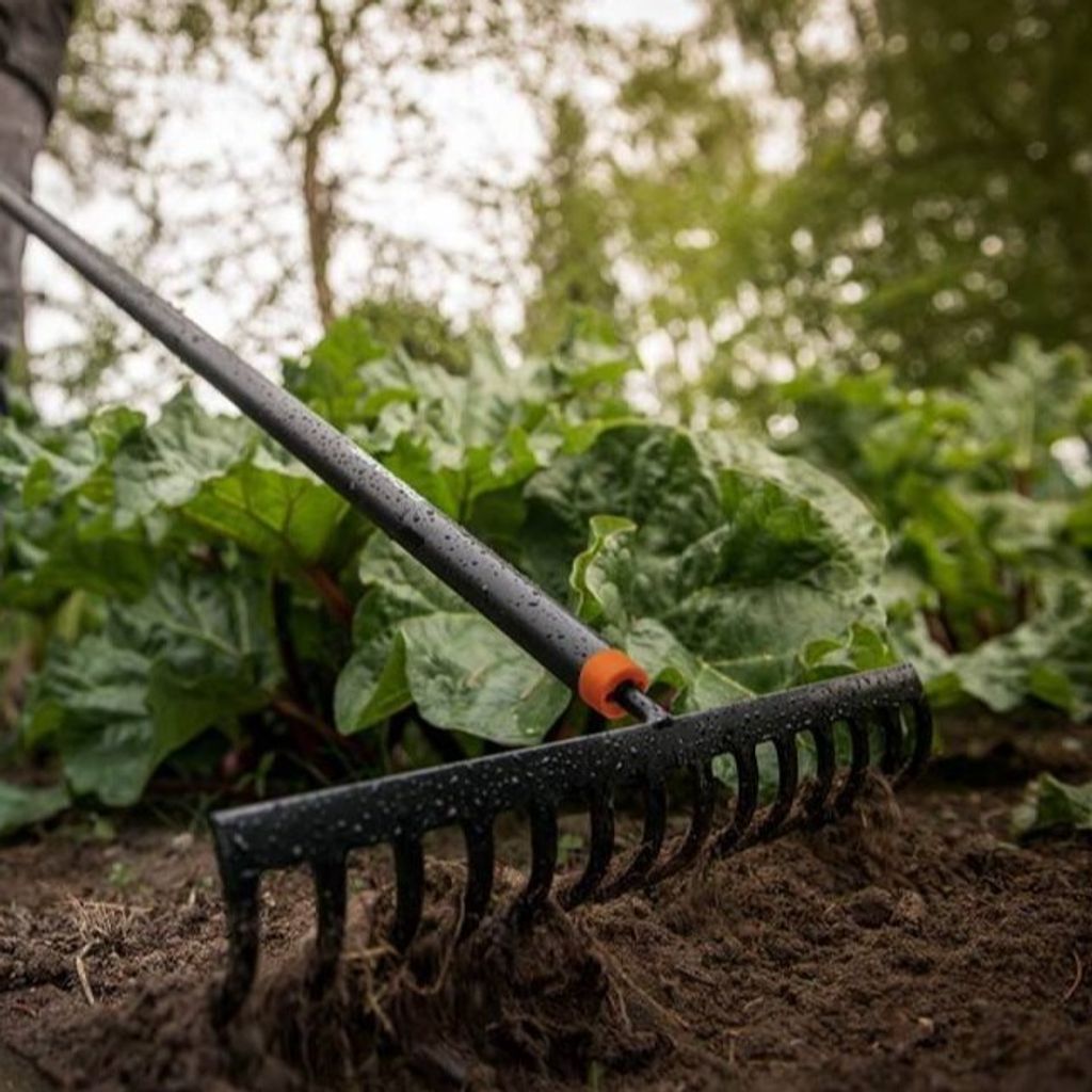 Fiskars Solid Rechen Produktbild 