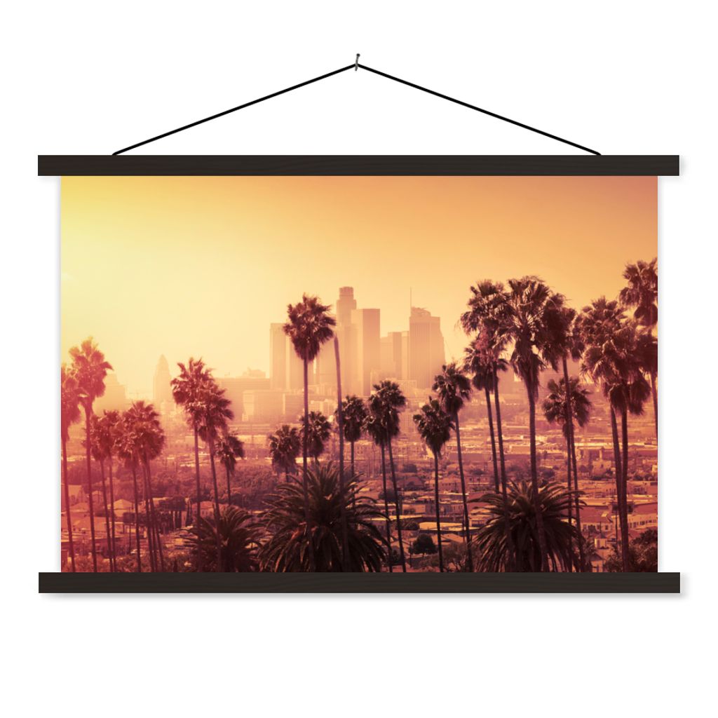 MuchoWow Textilposter Palme - Skyline - Sonnenuntergang - Architektur 150x100 cm mit schwarzem Rahmen - Schlafzimmer