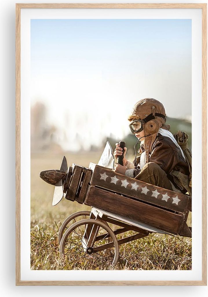 Gerahmtes Poster - Rahmen in heller Eiche - Kindheit Flugzeug Spielzeug - 61x91,5 cm - Wand Bild - Wanddeko - Wandbilder - Kunstposter - Wandposter...