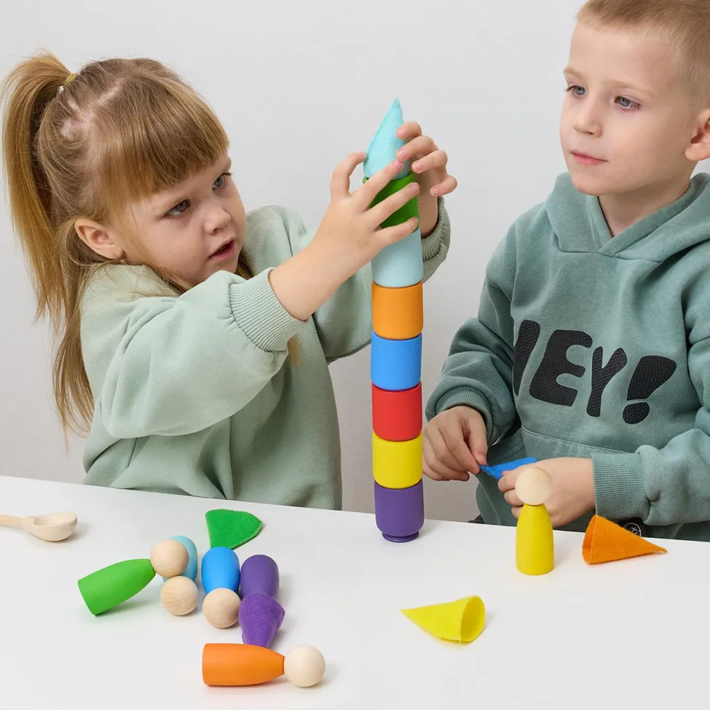 Jeu de tri Montessori en bois : Figurines à emboîter avec accessoires