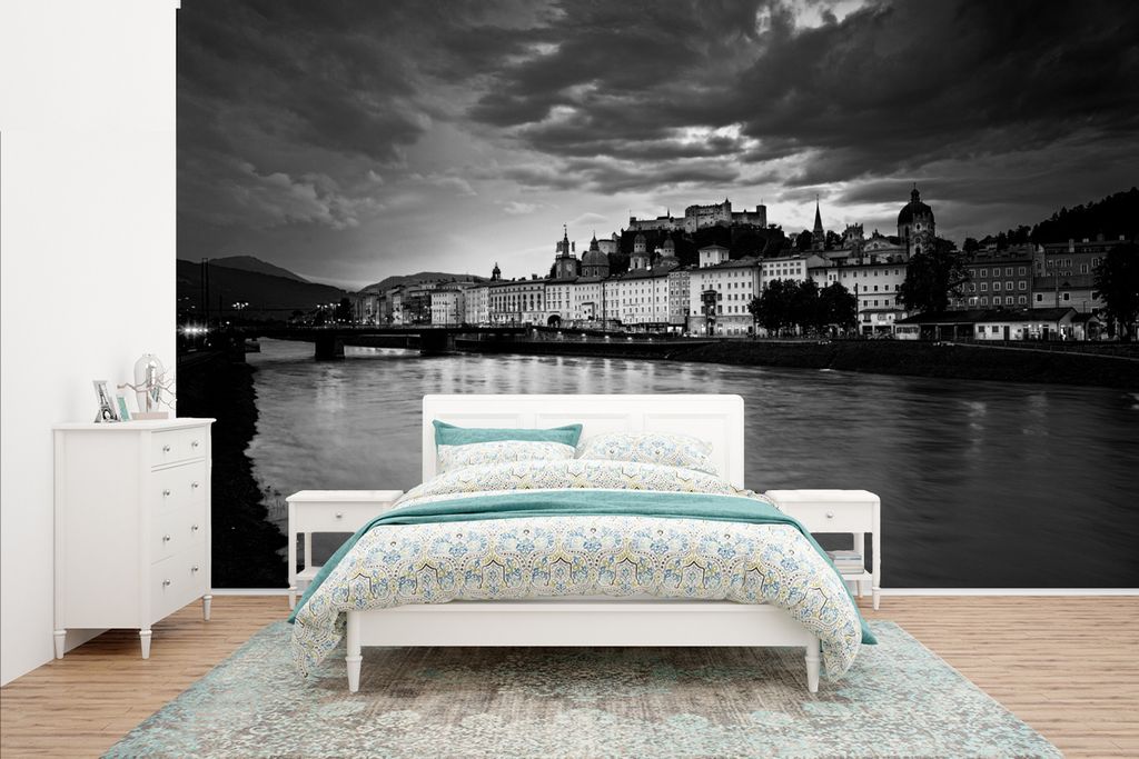 MuchoWow Fototapete für Wohnzimmer oder Schlafzimmer Wandtapete Vinyl Motivtapete Salzburger Sonnenuntergang - schwarz und weiß - 400x240 cm - ...
