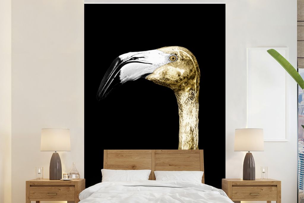 MuchoWow Fototapete für Wohnzimmer oder Schlafzimmer Wandtapete Vinyl Motivtapete Flamingo - Gold - Porträt - 195x300 cm - Das Hintergrundbild