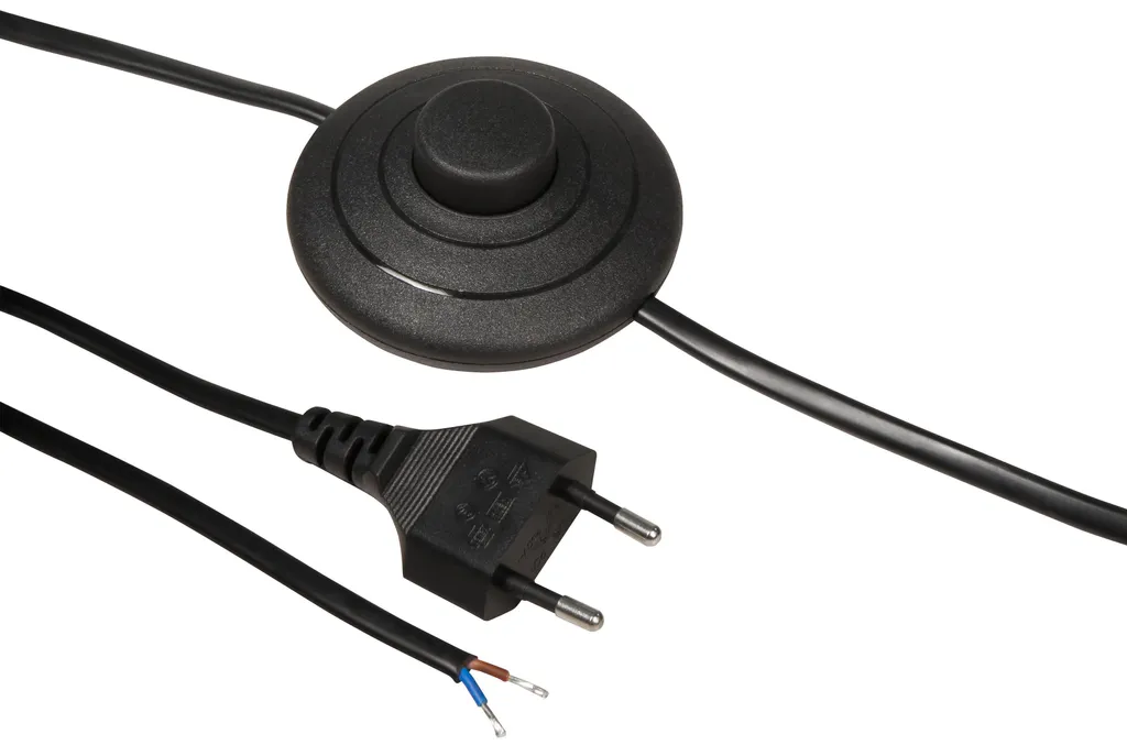Câble alimentation 2m McPower noir avec interrupteur de sol