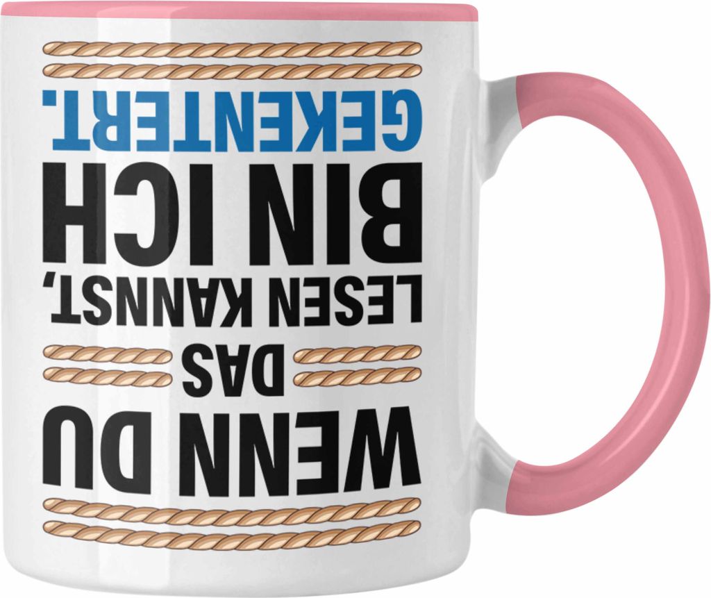 Trendation - Lustiges Segler Segelboot Gekentert Tasse mit Spruch Kaffeetasse für Segler als Geschenkidee (Rosa)