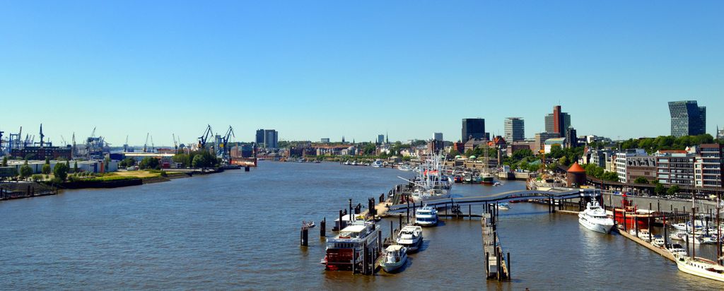 hansepuzzle 108933 - Hamburg Panorama-Puzzle 2000 Teile | Orte Puzzle, 2028 Teile, Orte, 60,0 x 46,0cm mit hochwertiger Aufbewahrung, Kartonbox & B...