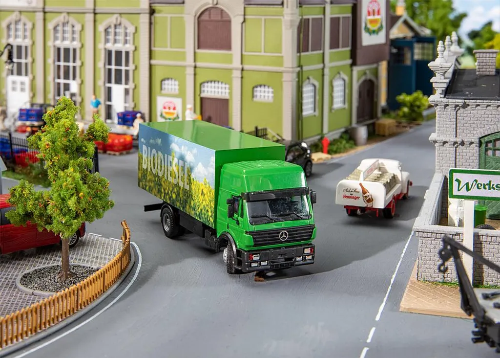 Camion MB SK Biodiesel Faller 161436 HERPA Époque V Détails Précis