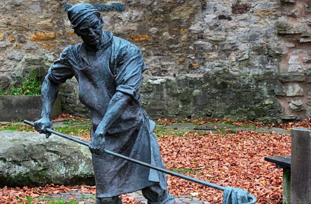 hansepuzzle 58681 - Statue Puzzle, 500 Teile, Hintergründe, 46,0 x 30,0cm mit hochwertiger Aufbewahrung, Kartonbox und wiederverschließbarem Beutel