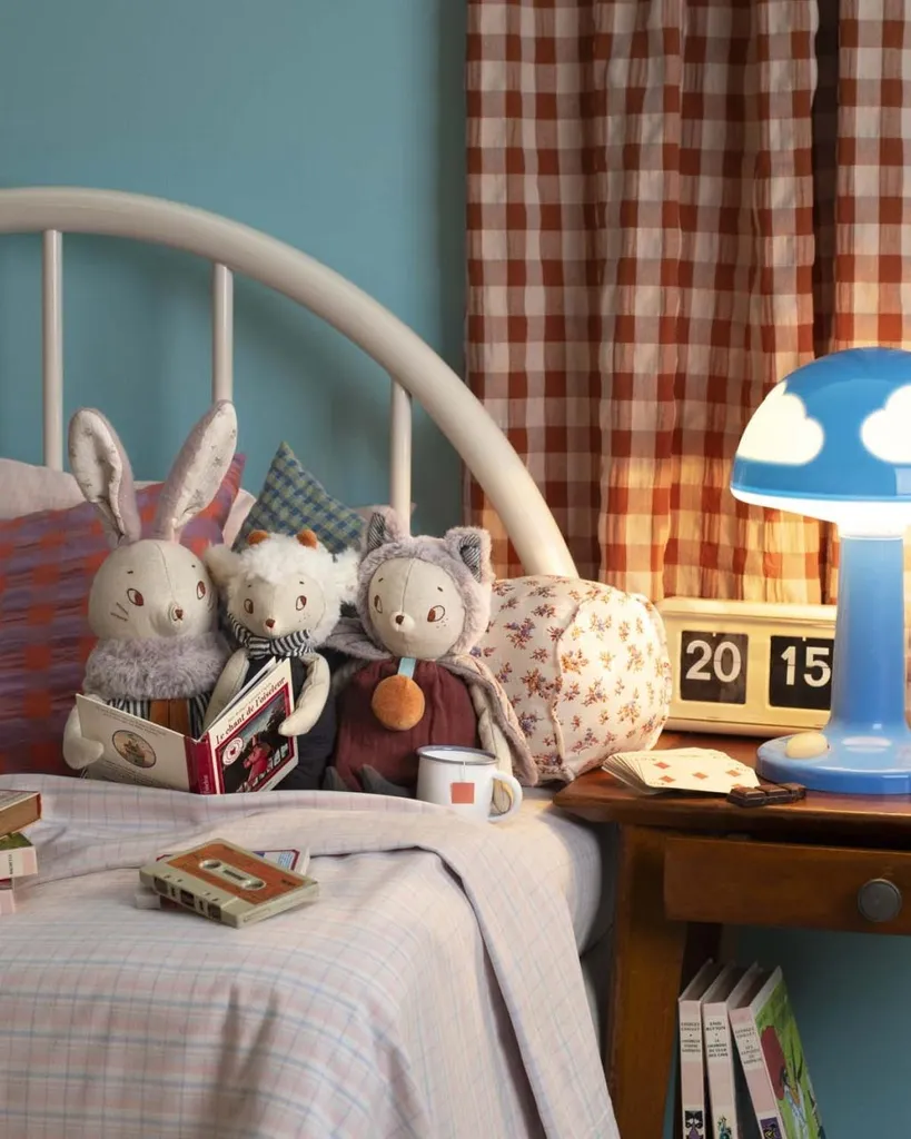 Doudou pour liste de naissance : lapin Plume Moulin Roty 20cm souple - 2