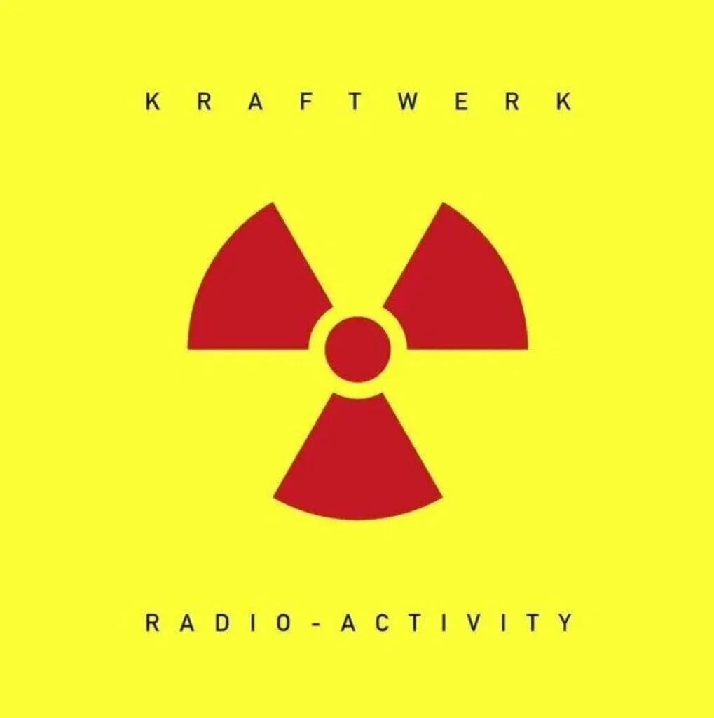 Kraftwerk Radio-Aktivité Vinyle LP : Retrouvez le Son Analogique Pur