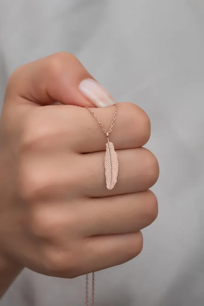 Collier en argent sterling 925 plaqué or rose avec pendentif plume