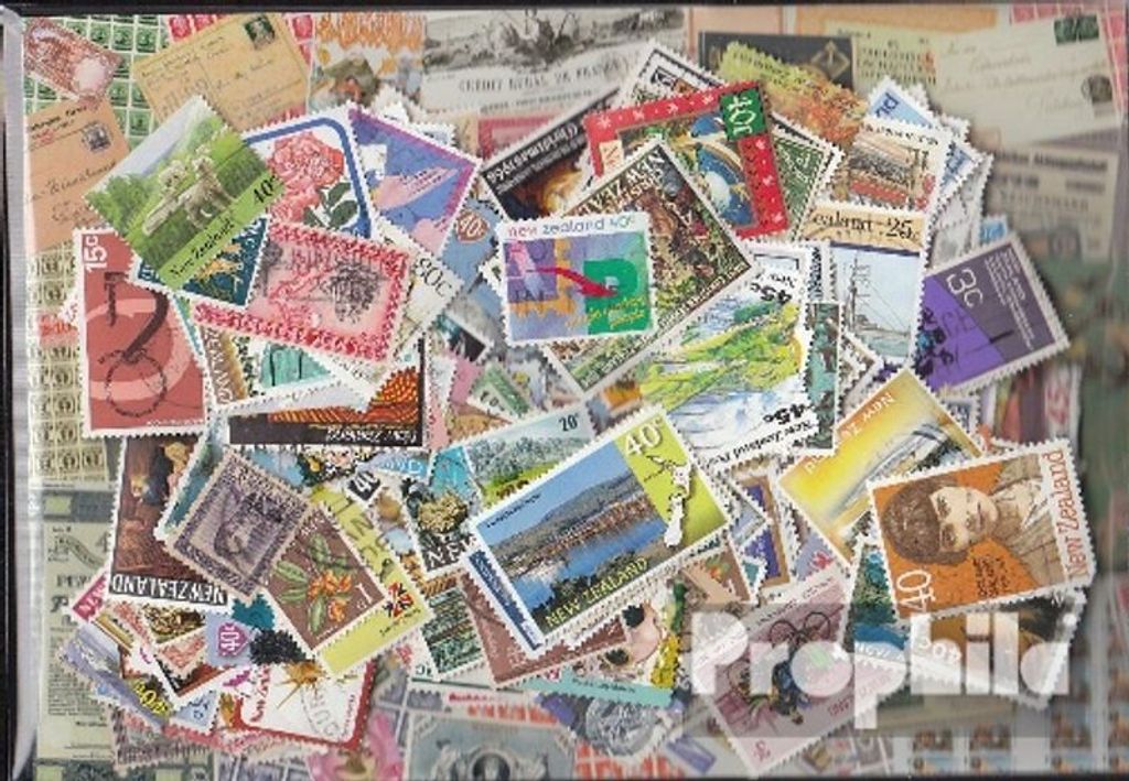Briefmarken Neuseeland 300 verschiedene Marken