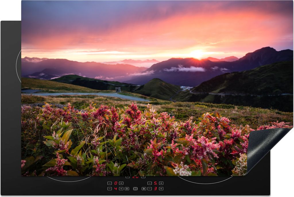 KitchenYeah Herdabdeckplatte Blumen - Berge - Landschaft - Nacht - Himmel - Rosa , 81x52cm, Küche Deko, Glaskeramikfeld Herdabdeckung, Abdeckpla...