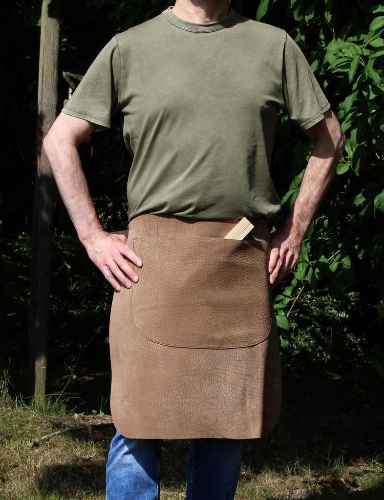 Lederschürze, Halbschürze echt Leder, STARK | 95-110 cm Umfang | mit Tasche | als Grillschürze, Gartenschürze