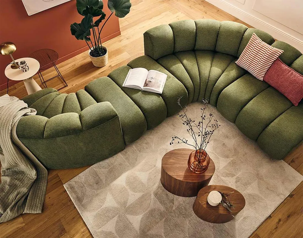 Pouf Debbie vert Lisa Design en tissu texturé doux et structure solide