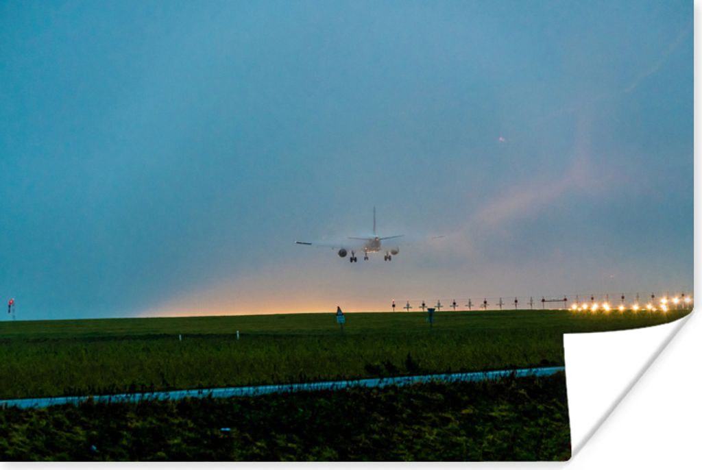 MuchoWow® Poster Landebahn Schiphol bei Sonnenaufgang Produktbild 