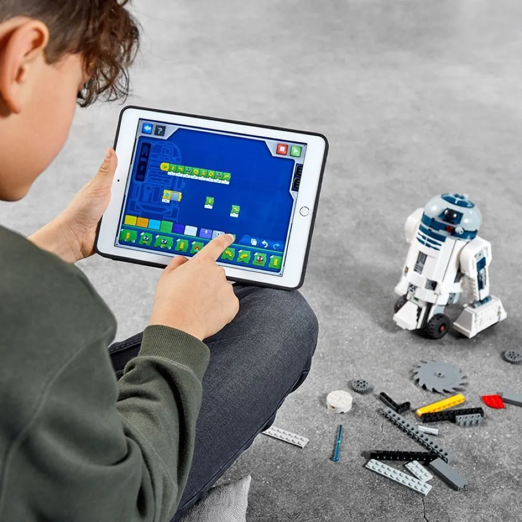 LEGO Star Wars 75253 Droïde de Boost : Jeu de Construction Interactif - 5
