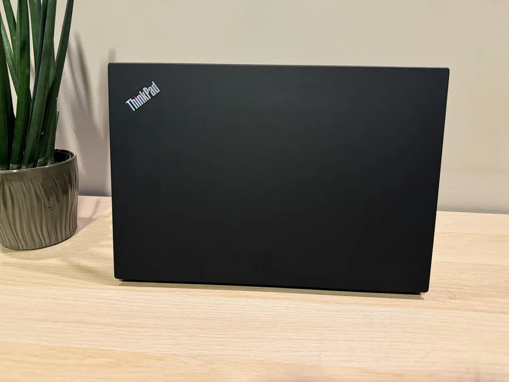 Lenovo T590 rapide SSD 256Go Windows 11 - ThinkPad reconditionné A